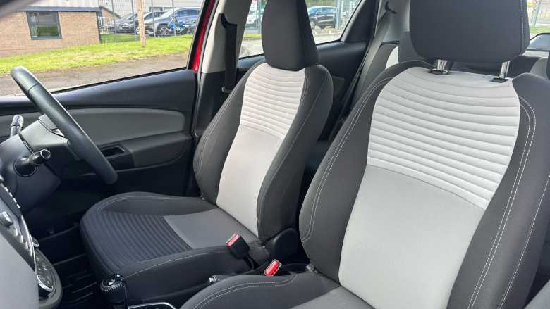 Toyota Yaris 1.5 Hybrid Icon 5dr CVT Hybrid Hatchback